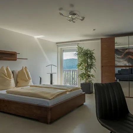 شقة Wohnung-mit-panoramablick